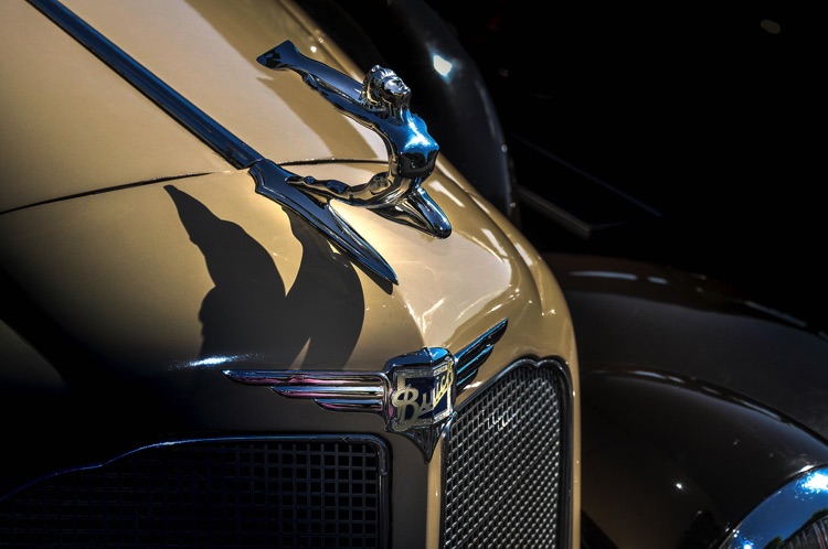 Vintage Buick Cream 3