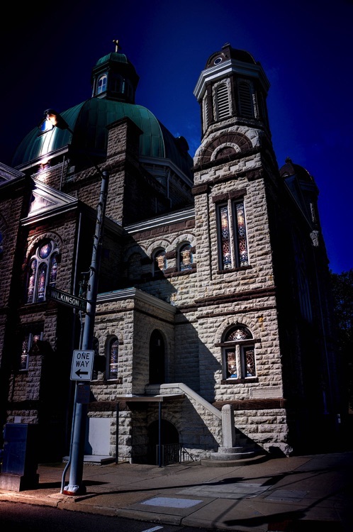 Dayton Montgomery County Courts Building by Larry Hensel